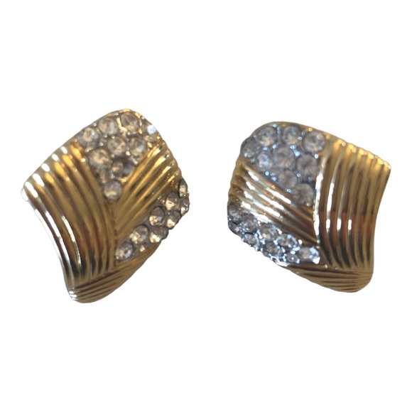 Vintage Jewelry - Vintage Costume Jewelry - gold and diamond like earrings - for pierced ears